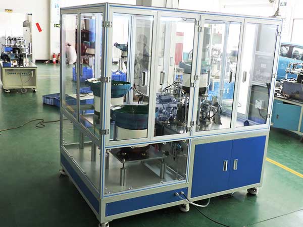 晾衣架滑輪組裝機(jī)